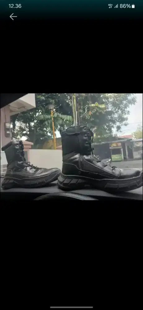 Sepatu pdl pria dan wanita ukuran 39