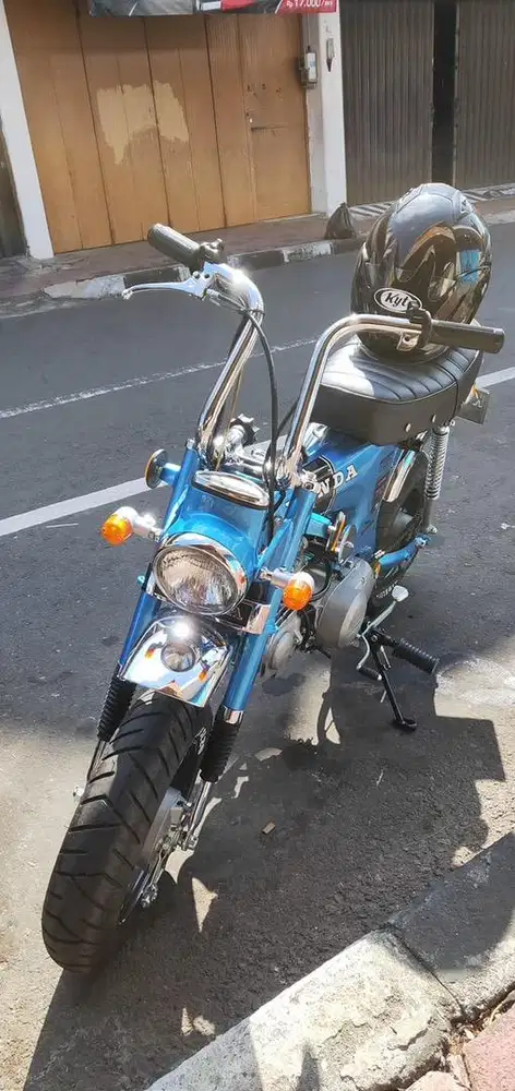 Honda DAX ST70 restorasi original