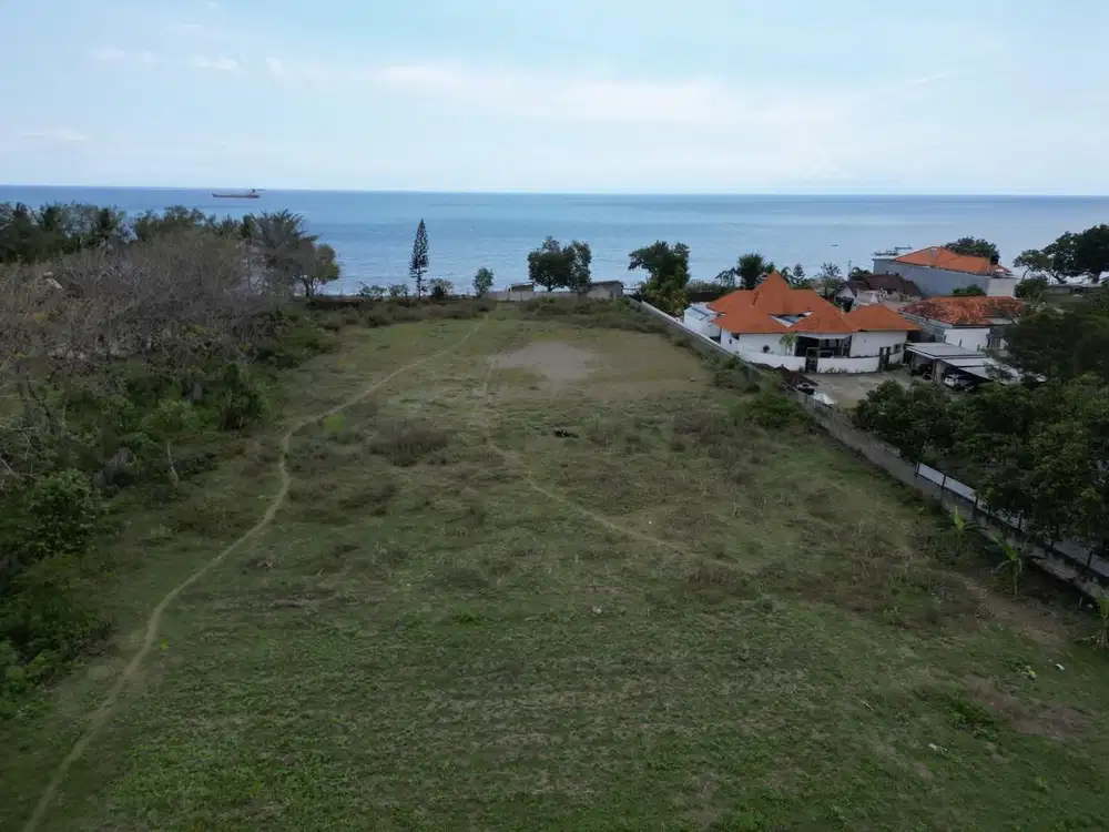 Tanah pinggir pantai beachfront dekat Senggigi cocok untuk hotel