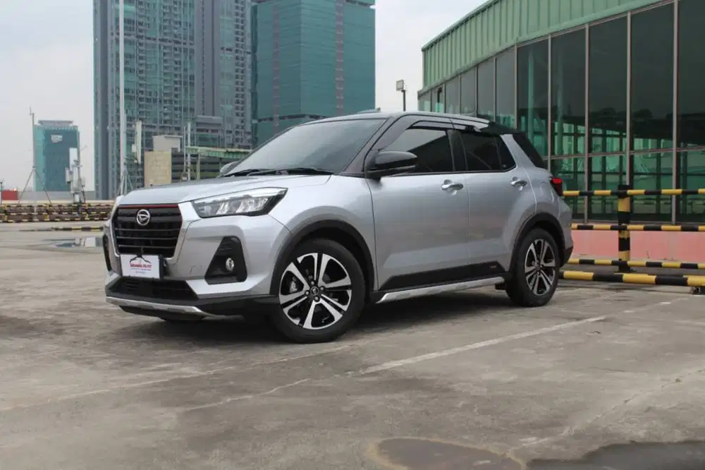 [Low KM] Daihatsu Rocky R ADS 1.0T twotone 2021 CVT
