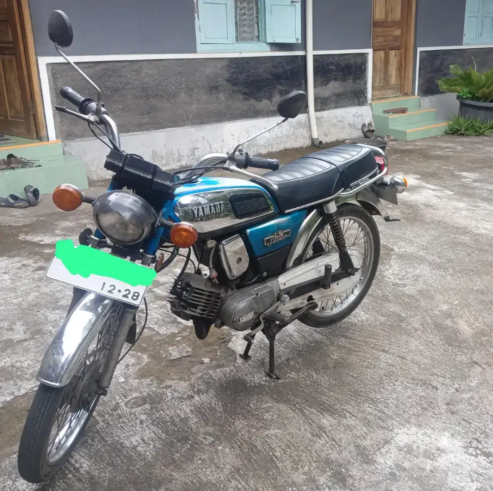 Yamaha L2 SUPER Asli Orisinil Lawasan Klasik Tahun 1981 AD Klaten