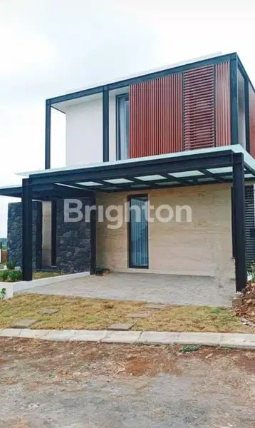 HUNIAN MEWAH KONSEP VILLA EKSKLUSIF DI PUSAT KOTA BATU