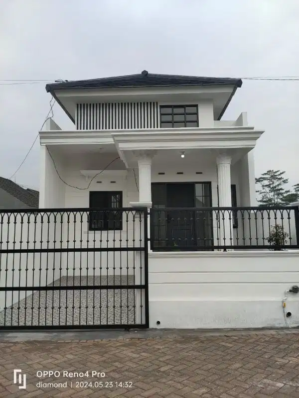 RUMAH MINIMALIS PAKIS DEKAT BINUS DAN ARAYA