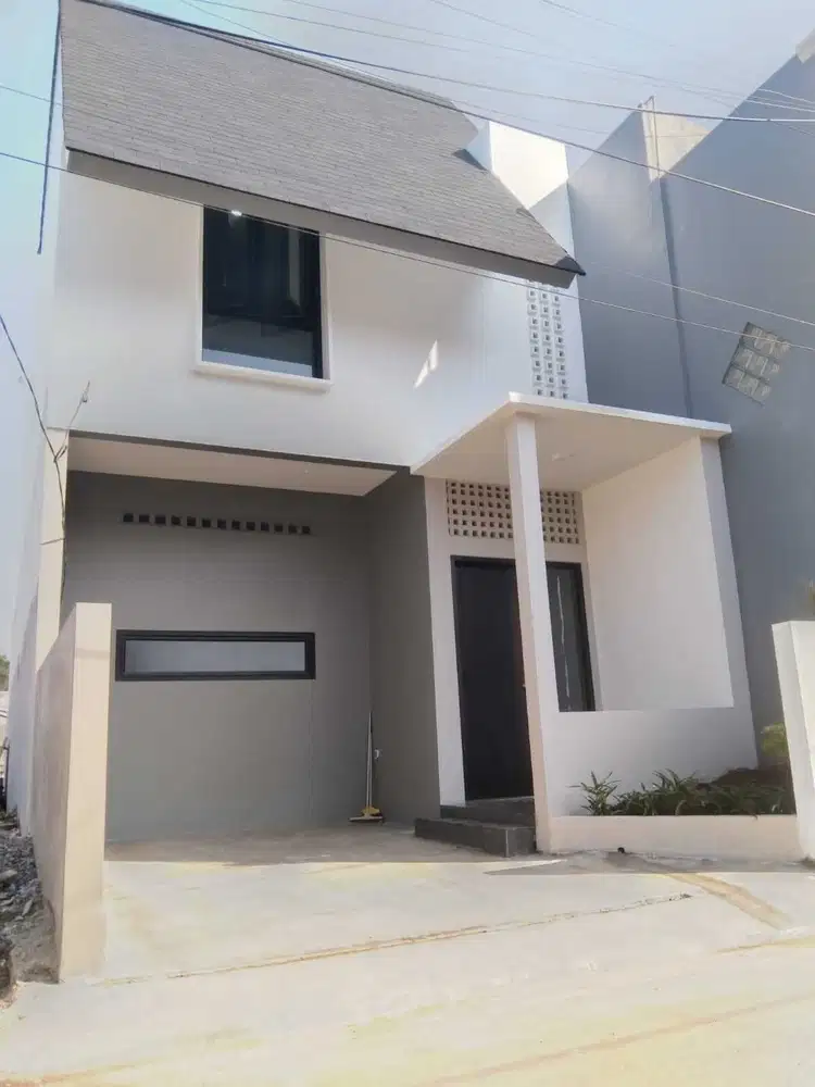 Rumah Cantik 2 Lantai di Jl Veteran Nagri Kaler Kota Purwakarta