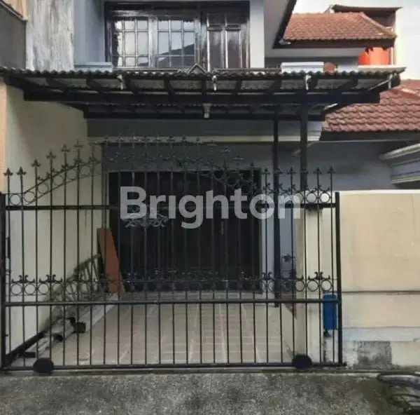Dijual Cepat Rumah di Dekat Patung Pesawat Suhat