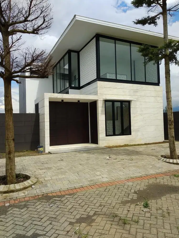 Dijual Cepat Villa Murah Di Batu Royal Garden Regency