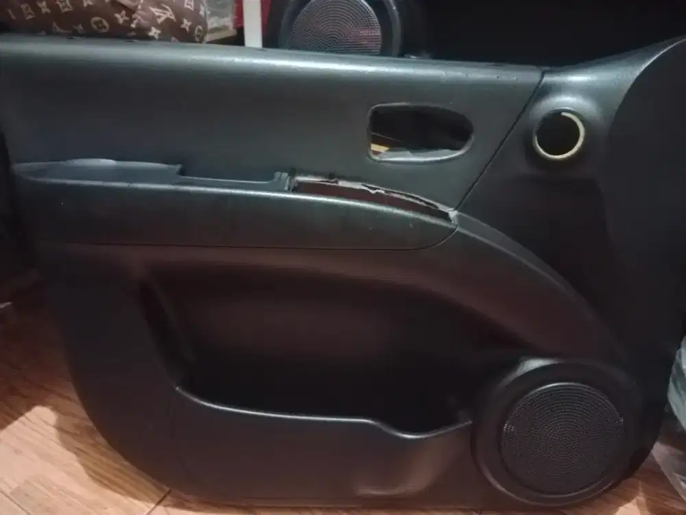 Doortrim Hyundai Matrix Sepasang depan