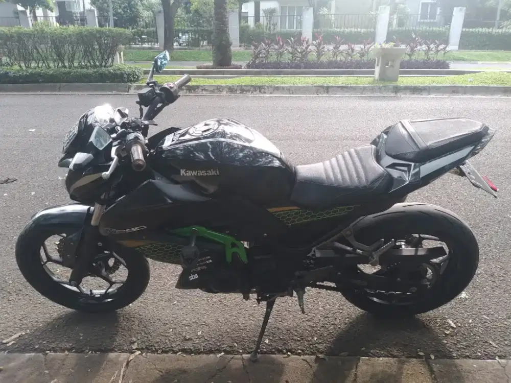 Di jual Kawasaki THN 2014 Z250  SS Komplit