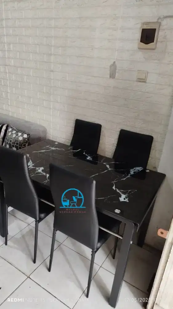 Diskon! Set meja makan minimalis