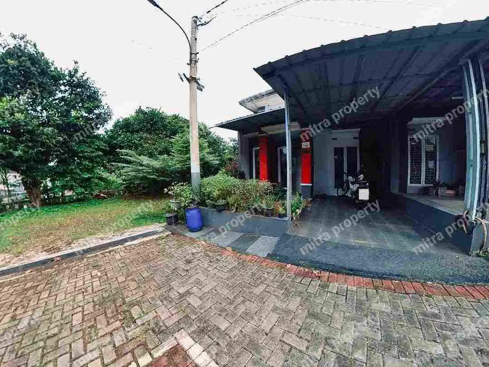 RUMAH CANTIK TERAWAT SIAP HUNI DALAM CLUSTER DEKAT STASIUN DEPOK BARU