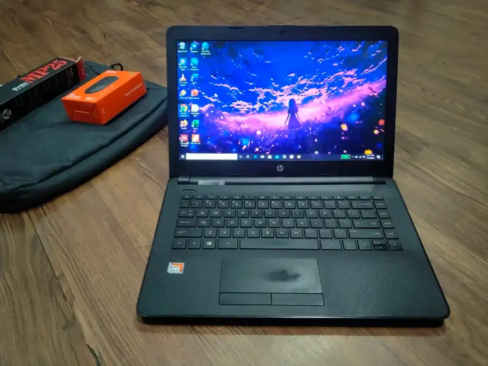 HP 14 BW005AU AMD A4-9120 RAM 4GB SSD 256GB