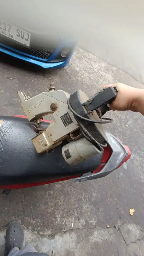 mesin jahit karung bekas