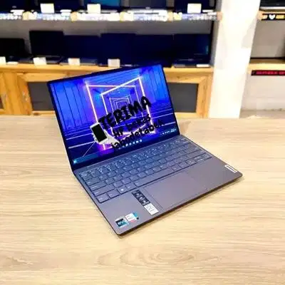 HP Spectre x360 OLED i7 16GB