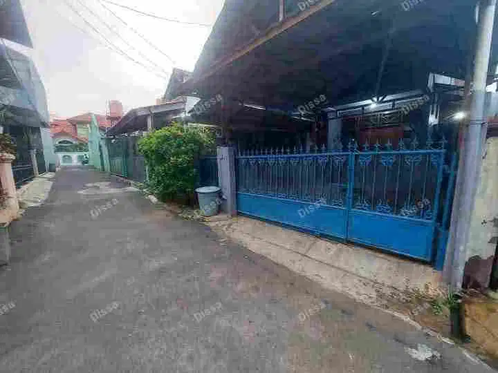 RUMAH TERAWAT SIAP HUNI TERMURAH DI KELAS NYA NON CLUSTER DEKAT TOL  DI JAGAKARSA