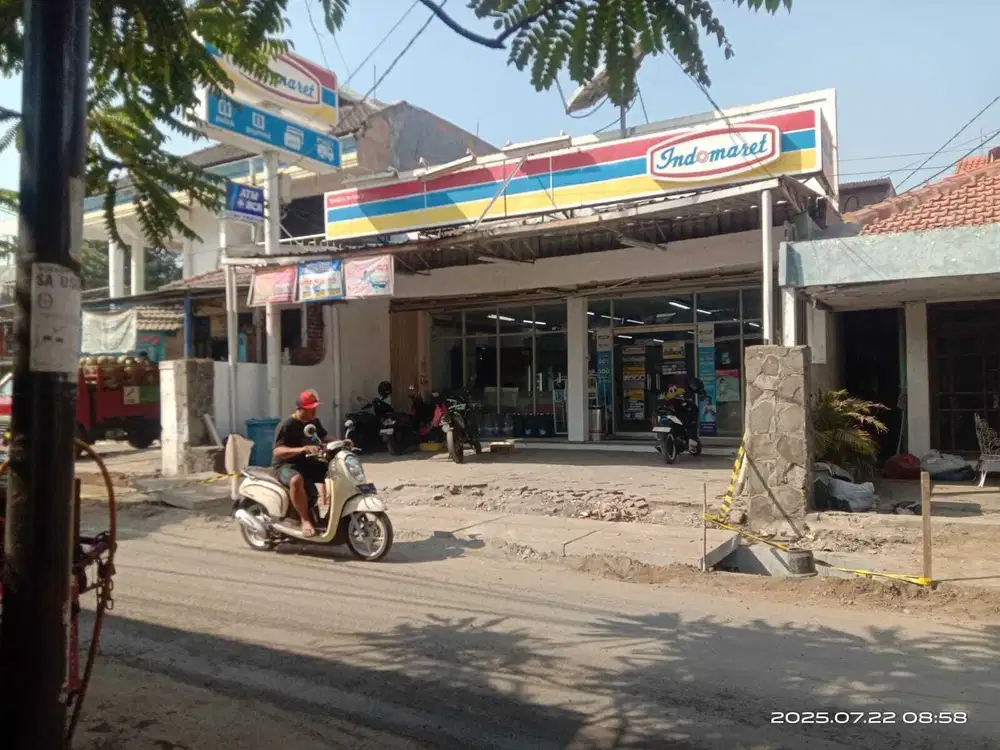 Lahan usaha 198 m2, di 1,4 km dari Rumah Sakit Angkatan Laut Surabaya
