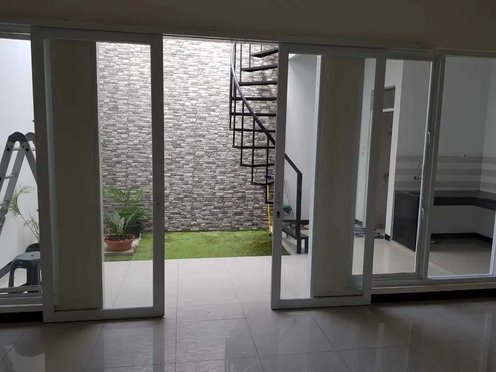 Dijual Rumah Cantik Minimalis TKI Taman Kopo Indah 5