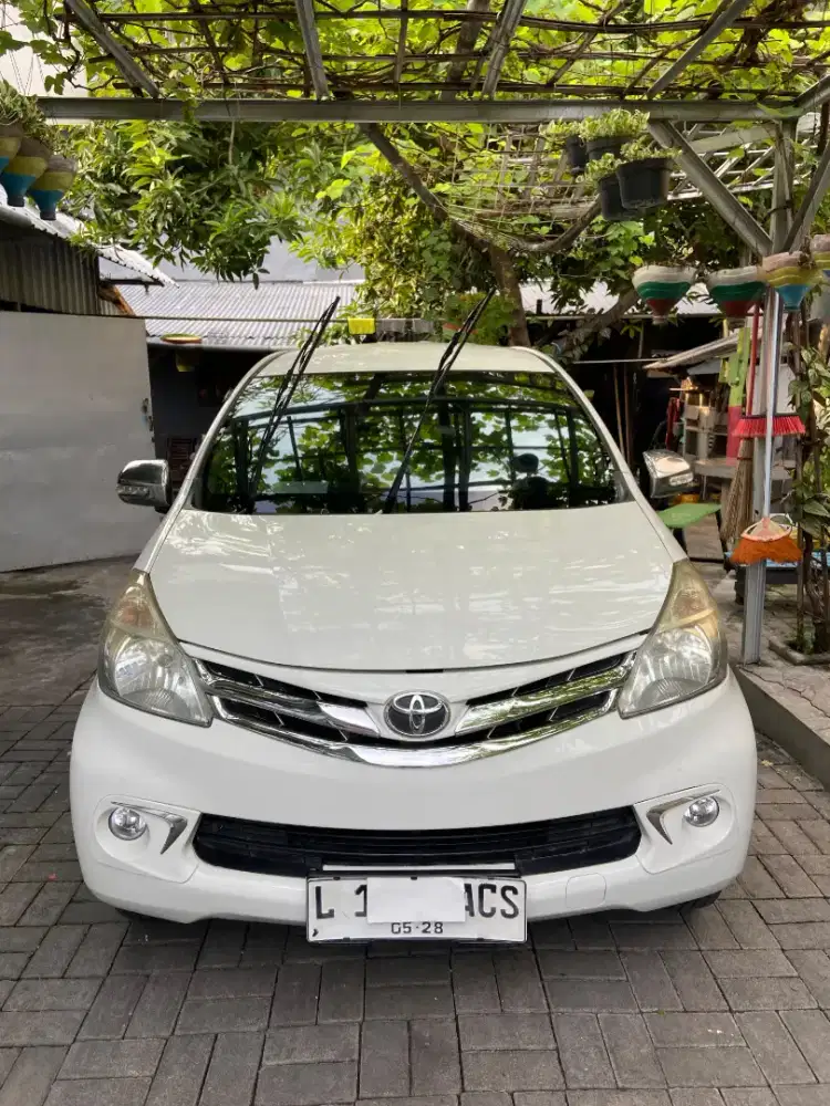 DIJUAL TOYATA AVANZA 2012