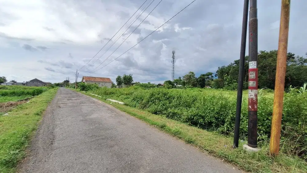 Tanah Luas daerah Berbah dekat Soto Saben