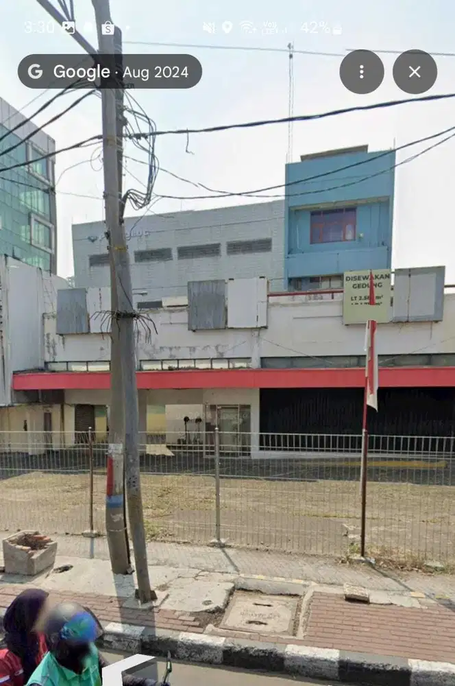 Gedung Raya Mampang Parkir 20 mobil