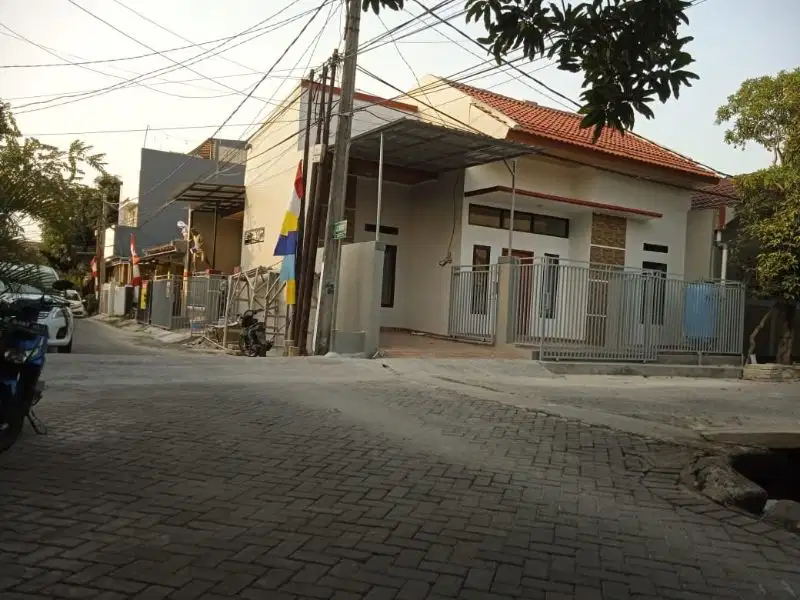 Rumah minimalis harga manis diiPerum Taman Harapan Baru