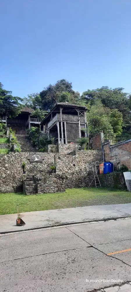 Jual Tanah dan cafe di bukit pakar Dago