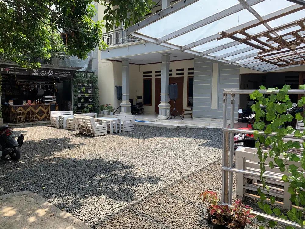 RUMAH KOMERSIL UNTUK CAFE DI KOTA BOGOR