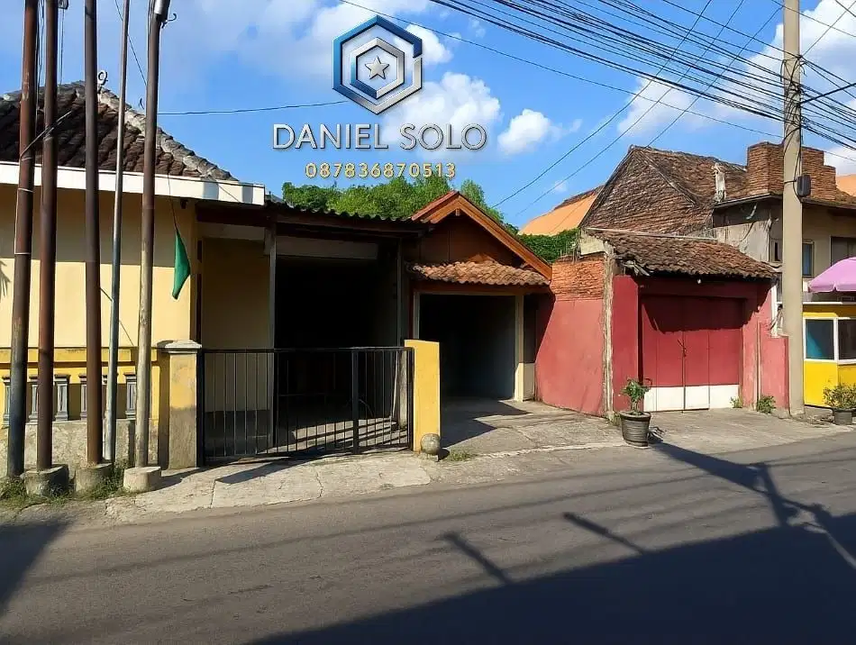Dijual Rumah Pinggir Jalan Raya Cemani Solo