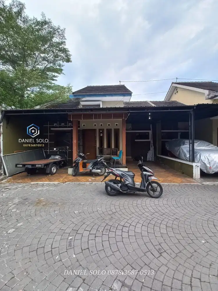 Dijual Rumah Gentan Solo