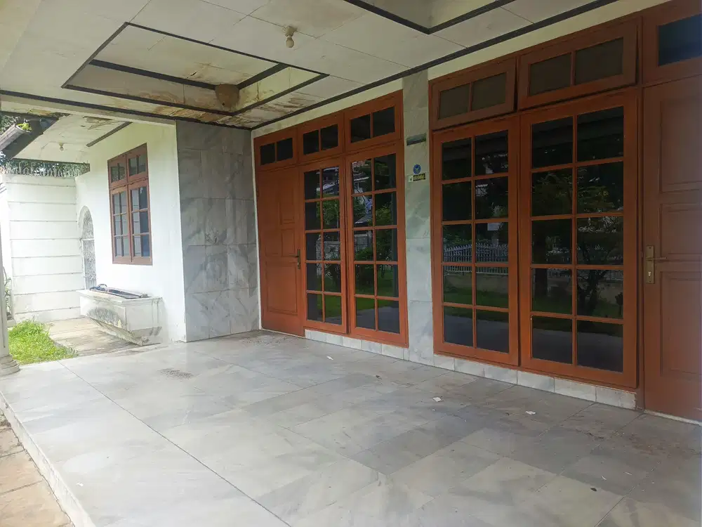 Dijual Cepat Rumah di Babakan Jeruk Pasteur Bandung