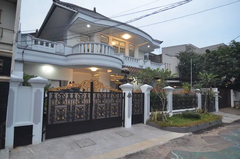 Disewakan Rumah Kantor Mewah Cilandak Fatmawati Mes Karyawan