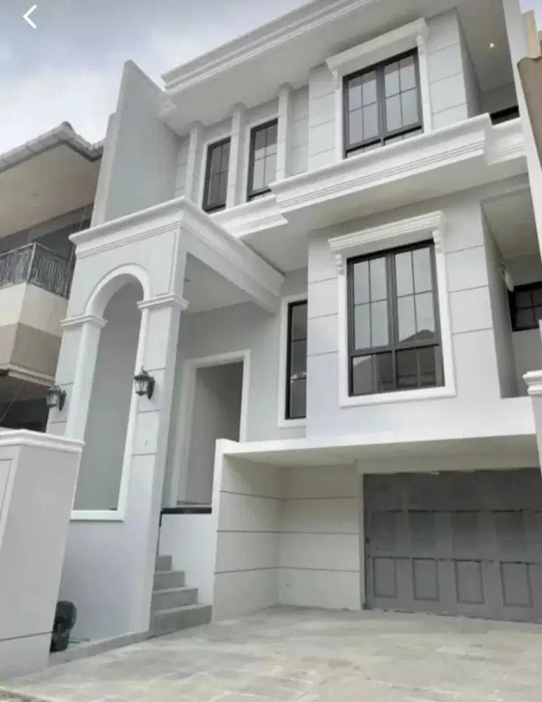 Rumah Baru Gress American Style Graha Family Surabaya Barat