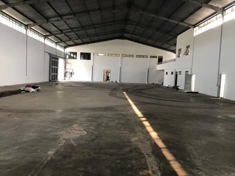 Dijual / disewakan Gudang di dekat Exit Tol Kopo akses Container