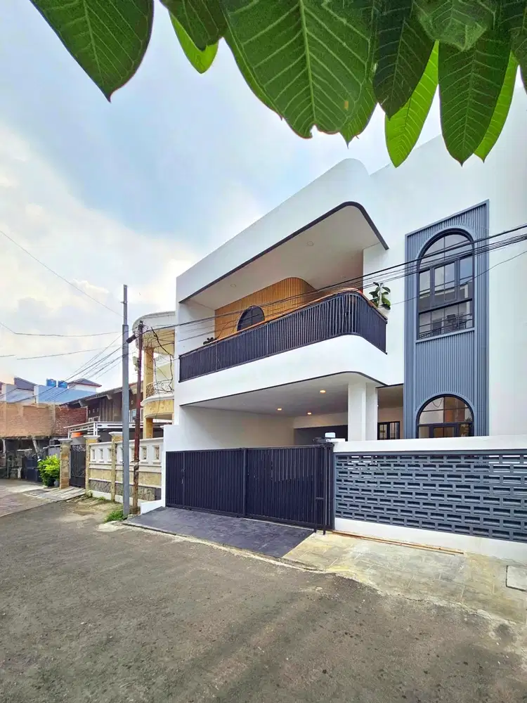 Rumah Dijual Kemang - Ampera. UNIT BARU, Strategis. Komplek. NEGO