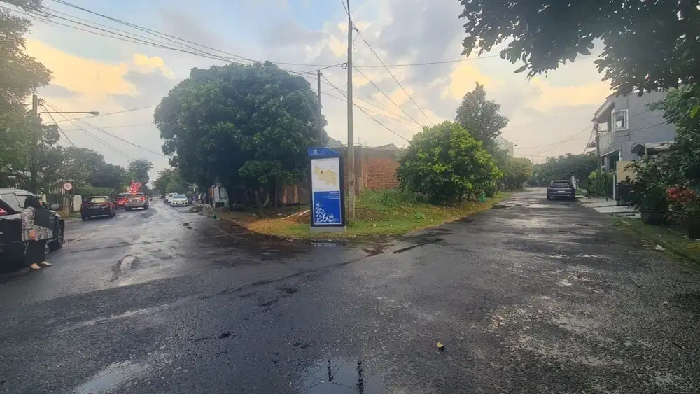 Tanah Hook Komplek Kawaluyaan Indah