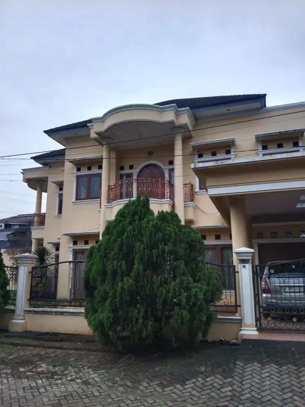 Dijual Di Bawah NJOP Rumah Bagus Dalam Komplek Era Mas Pulogebang