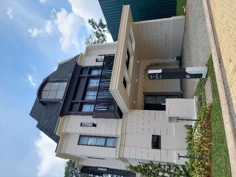 rumah mewah dilingkungan elit