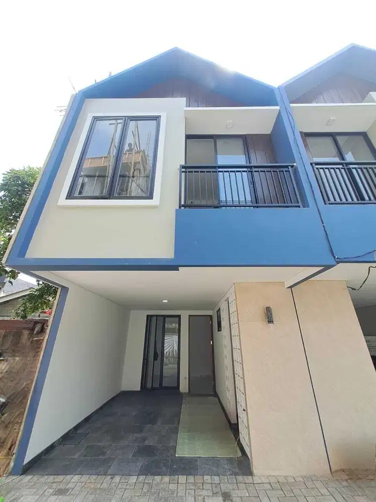 Disewakan Rumah modern minimalis Dengan Rooftop Di Cilandak Jaksel