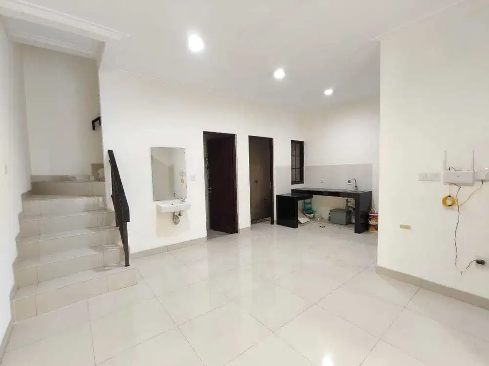 Disewakan Rumah Green Village Cipondoh Tangerang