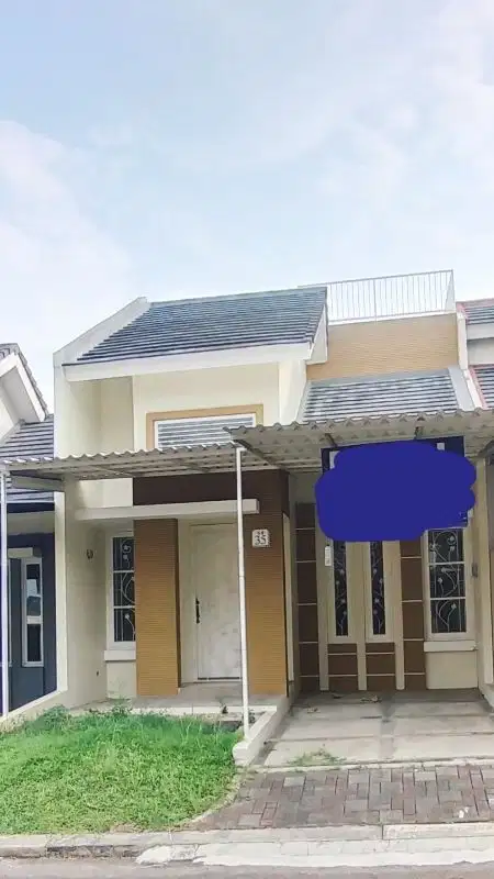 Rumah di Legenda Wisata Cibubur