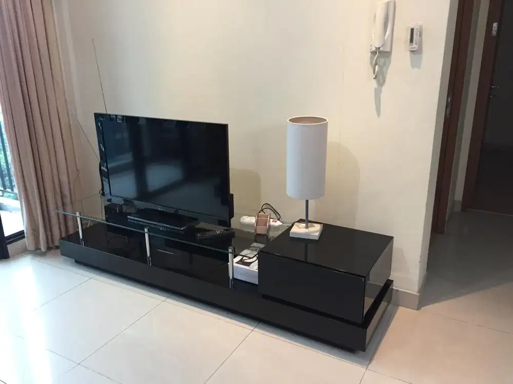 SPESIALIS Apartement hamptons park unit sewa