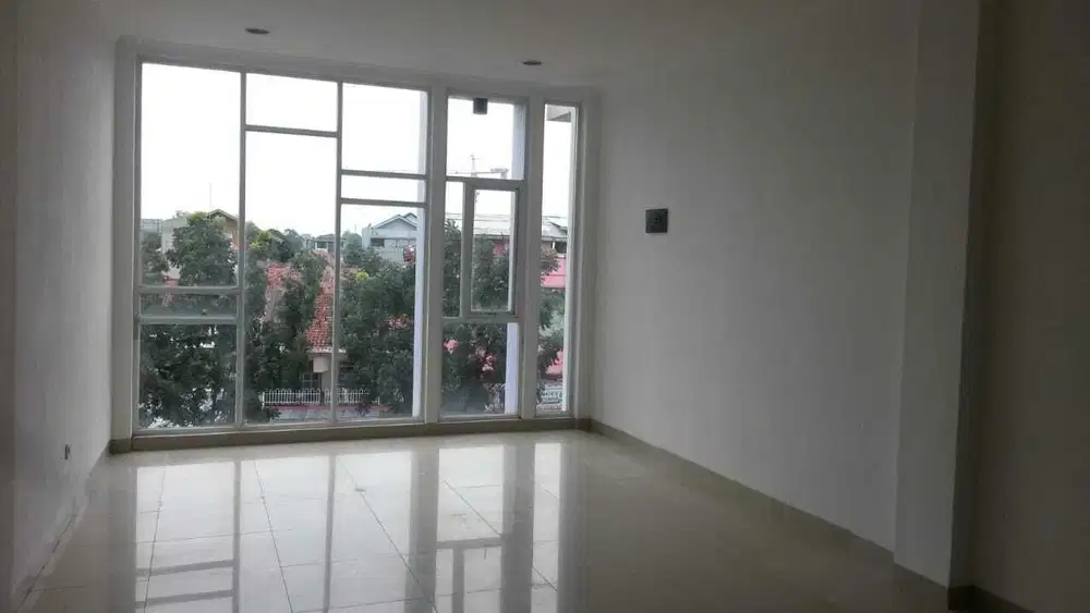 Bikin Hoki, Jual Cepat Ruko Di Kawasan Ramai Surya Sumantri, Bandung