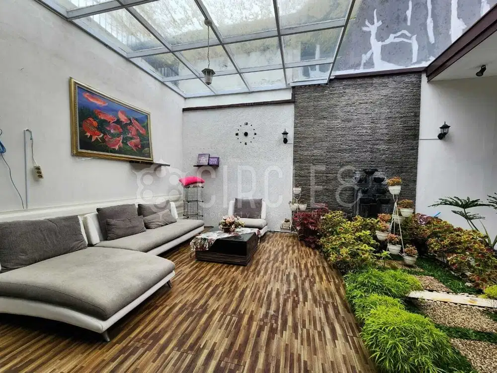 Jual mantap, Rumah Siap Huni Di Kawasan Tenang Kota Baru Parahyangan