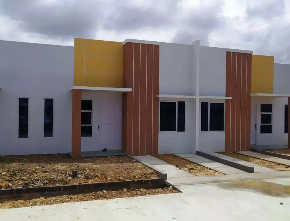 STRATEGIS, DEPAN MASJID AGUNG