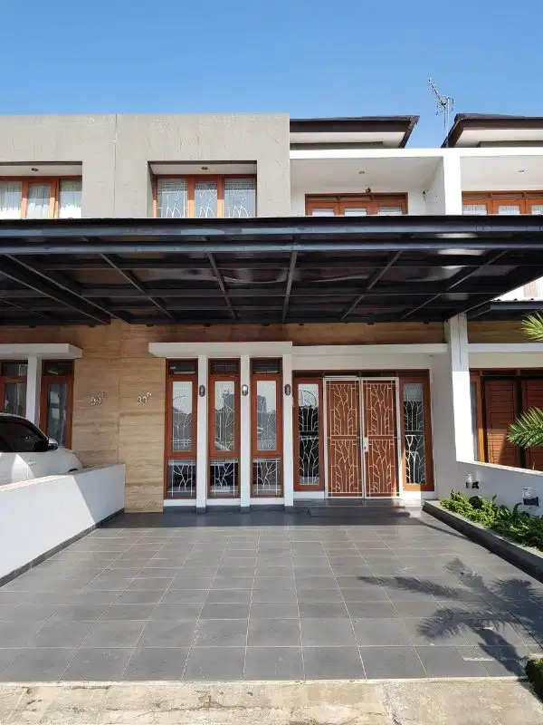 Dijual rumah 2 lantai, aman & nyaman di  Chery  field,Bandung