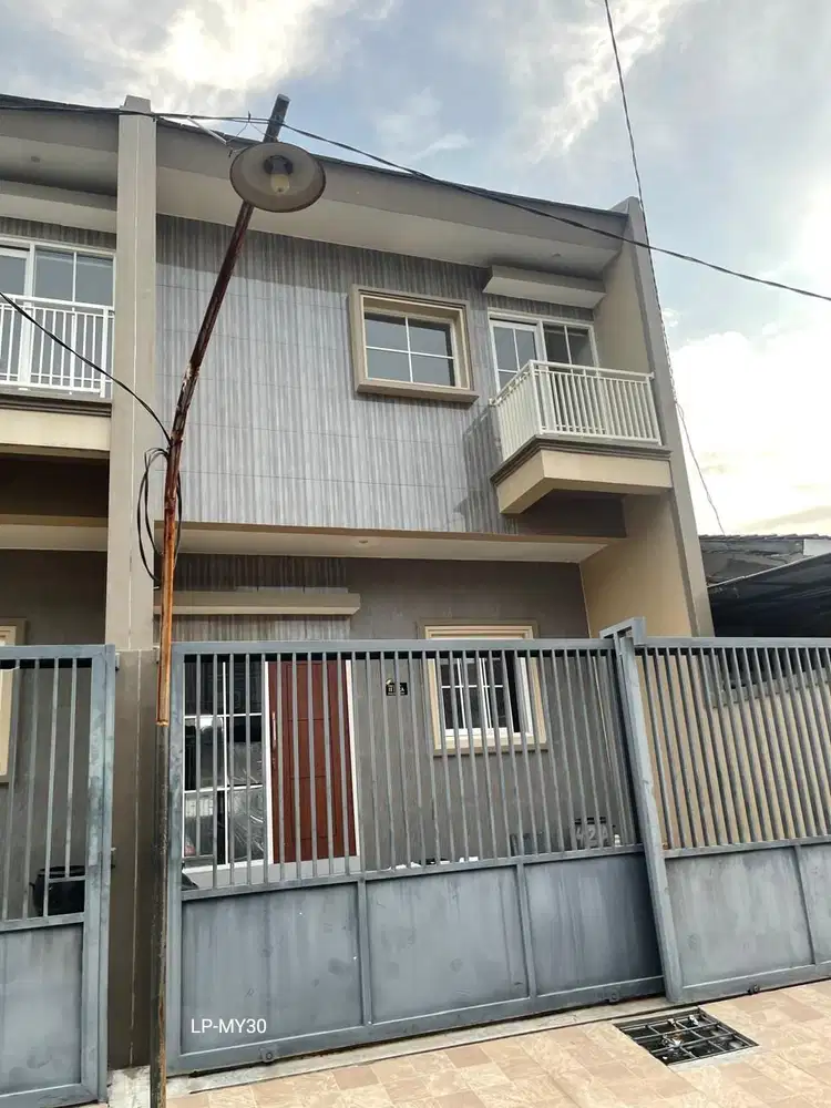 RUMAH BARU MULYOSARI DKT SUTOREJO, PAKUWON CITY MALL, BABATAN PANTAI