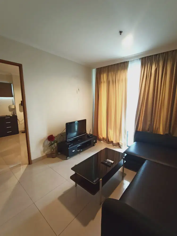 Spesialis apartement Hampton park unit luas 96 m2 good furnish