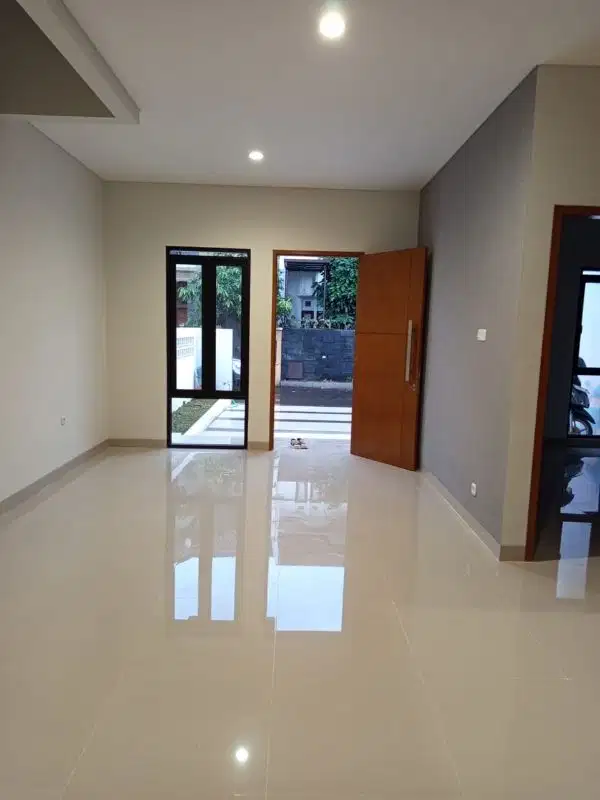 Rumah baru siap huni di sayap BKR 