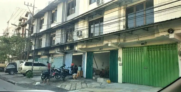 SEWAKAN / JUAL RUKO SIAP PAKAI  DI INDRAPURA SURABAYA  (Tjin2Area)