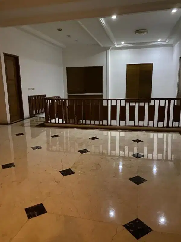 rumah dijual area Cirendeu