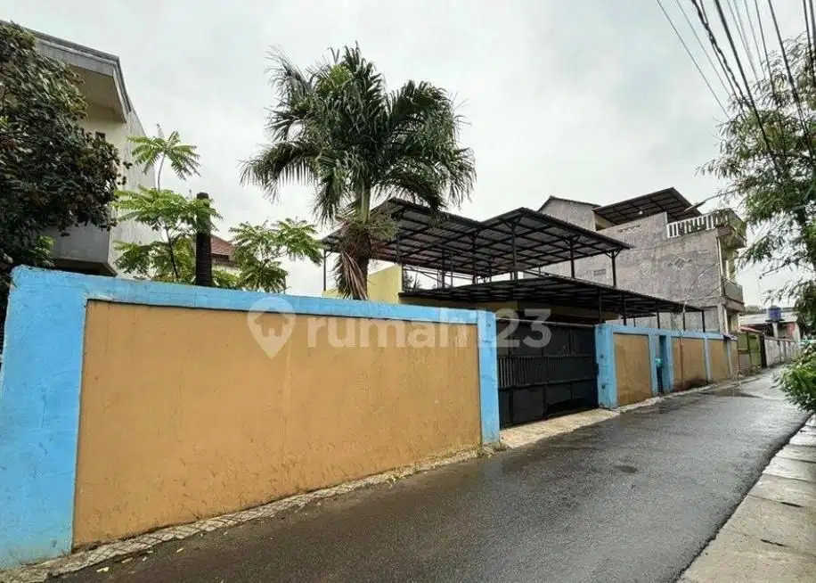 Dijual Rumah Luas Ada Tanah Kosong Dekat Pasar Bengkok Cileduk Pinang